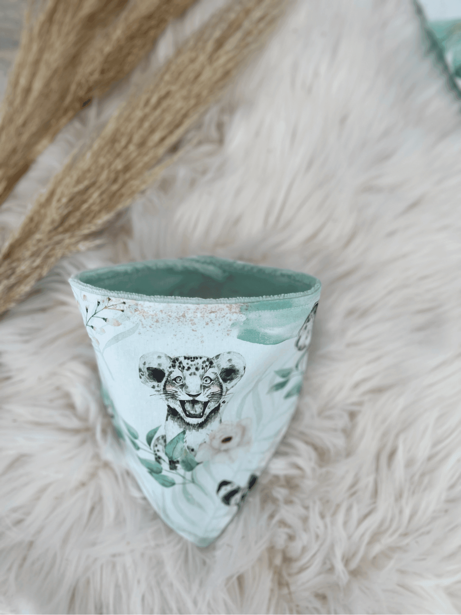 Bavoir bandana savane pour bébé – Image 4