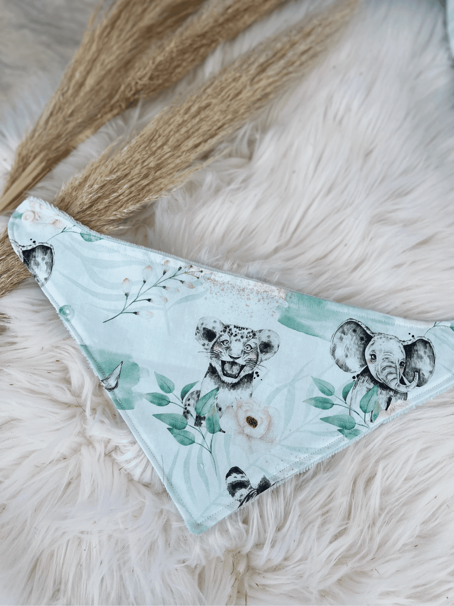 Bavoir bandana savane pour bébé – Image 3