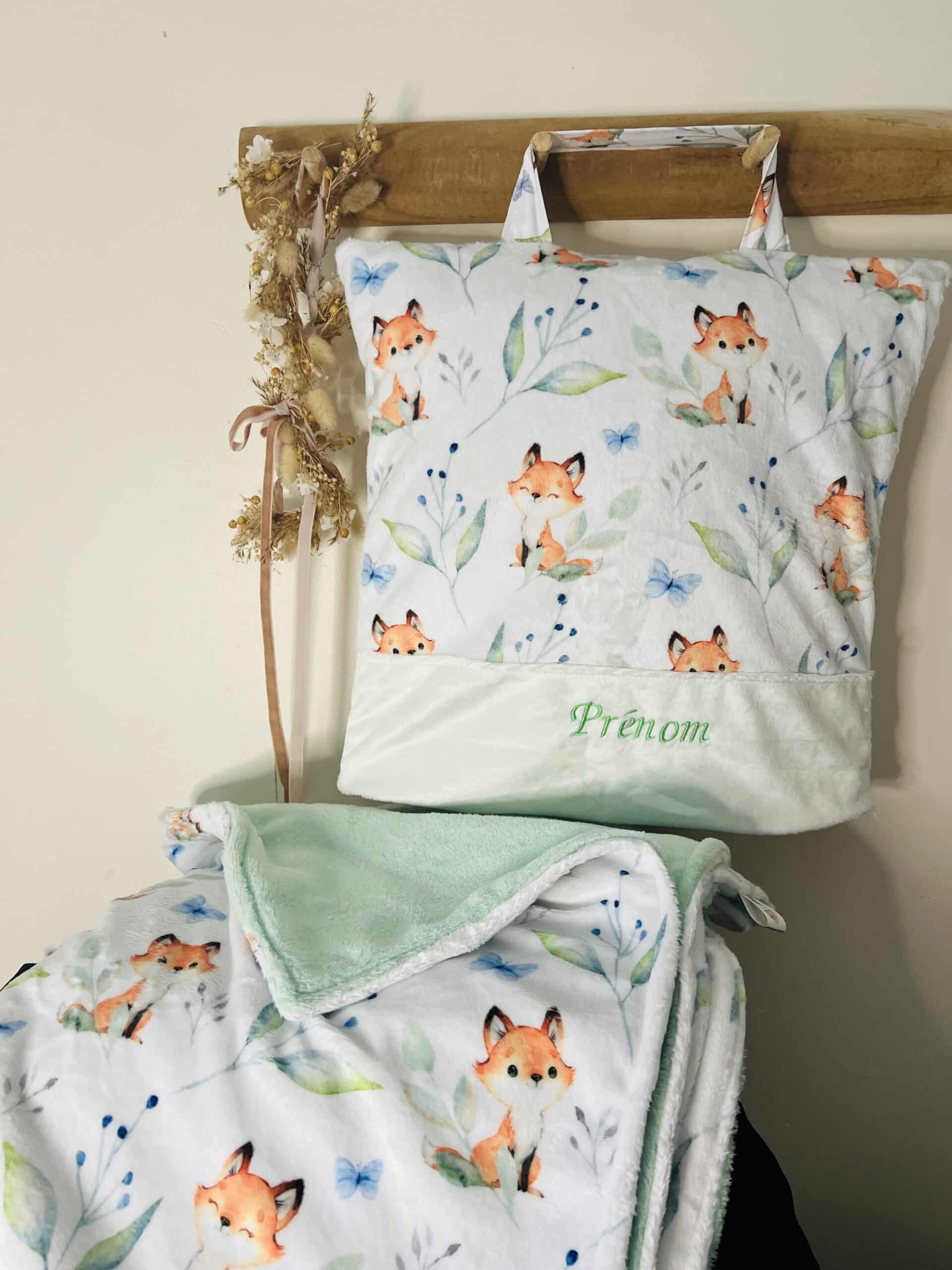 Pack sieste Coussin et plaid pour la crèche, la maternelle – à personnaliser – Image 2