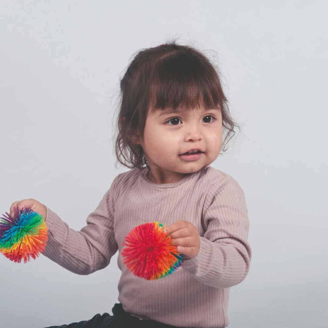 Balle sensorielle type pompon – Image 3