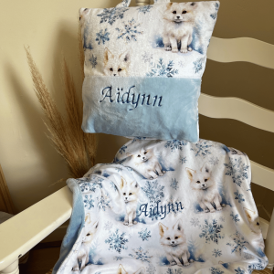 Pack sieste Coussin et plaid pour la crèche, la maternelle – Louveteaux – en stock